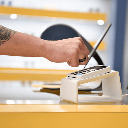 Rikki, el anillo inteligente con el que se puede pagar igual que una tarjeta bancaria